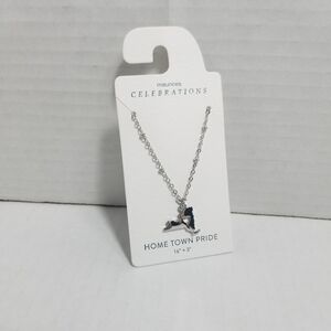 NWT MAURICES HOME TOWN NECKLACE NEW YORK